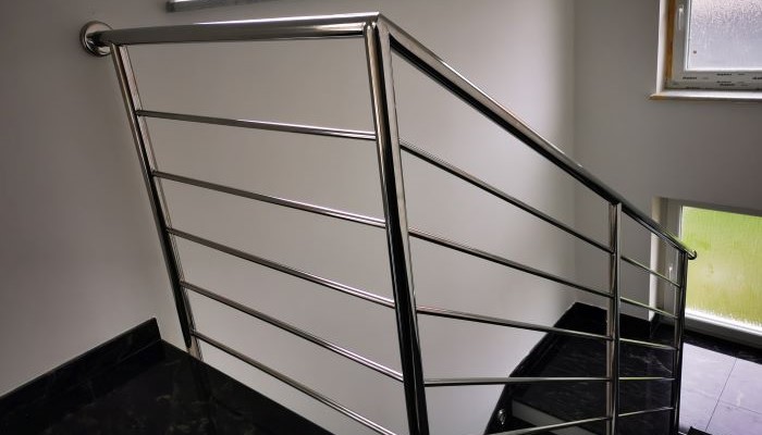 inox ograda za stepenice